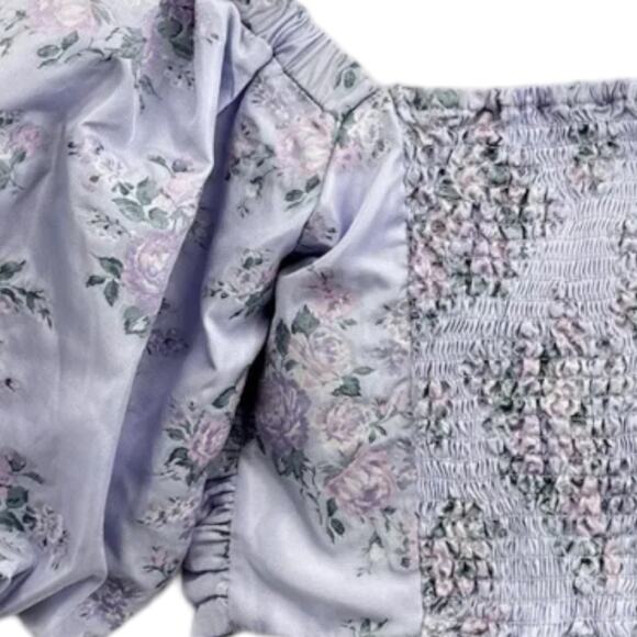 NWT Express Lavender Purple Floral Short Puff Sleeve Ruched Cropped Top Size XS - Picture 8 of 10
